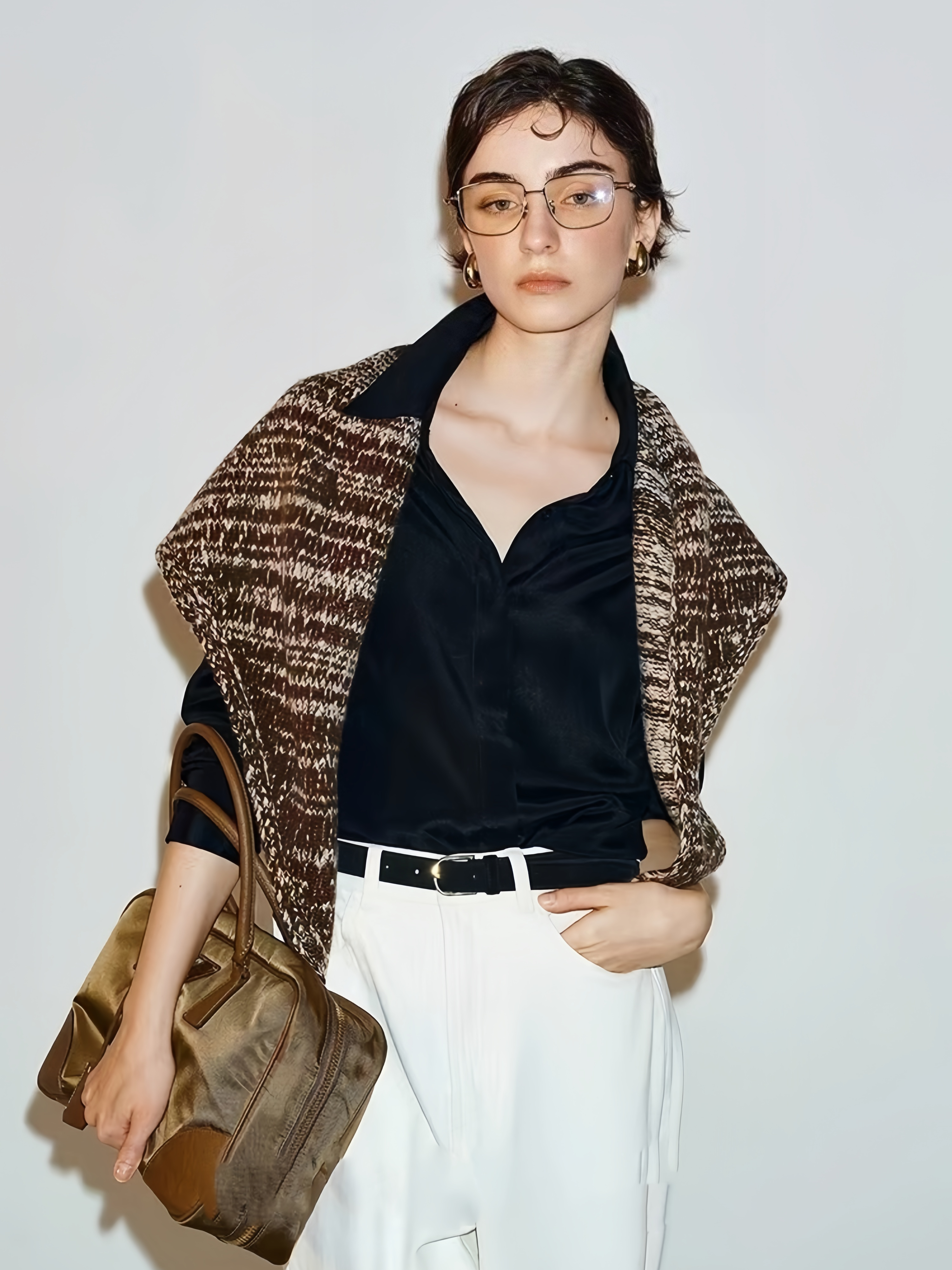 French Vintage Bouclé Triangle Shawl | Nordic-Style Warm Wool-Cashmere Winter Scarf