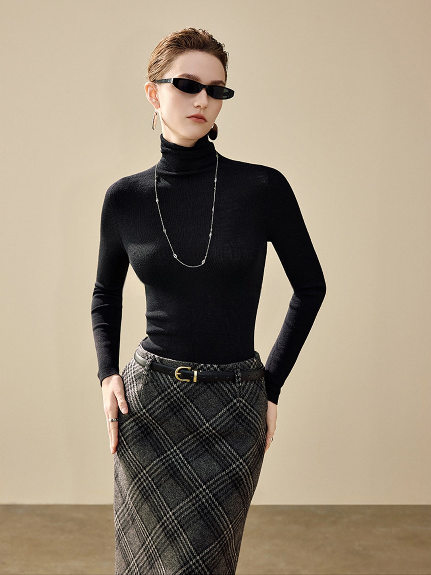 Christmas 100% Wool Seamless Turtleneck Sweater for Women – Slim Fit Winter Knit