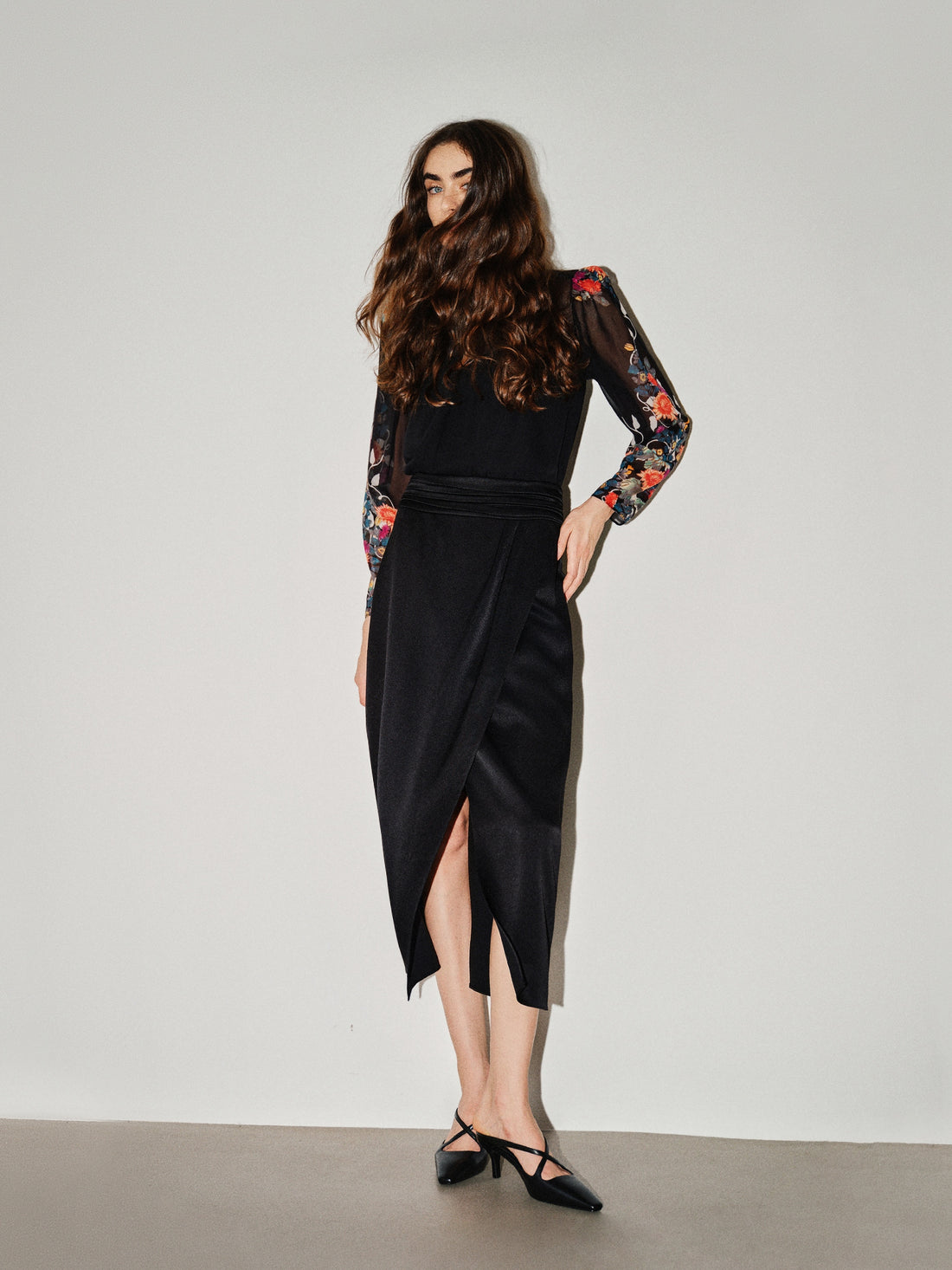 Elite Lady’s Essential "Airy Paper Skirt" Japanese Triacetate Copper Ammonia Slimming Straight Midi Skirt