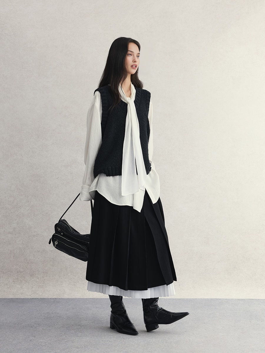 Preppy Style Black and White Piano Key Pleated A-Line Skirt | High-Waisted Accordion Pleated Midi Skirt