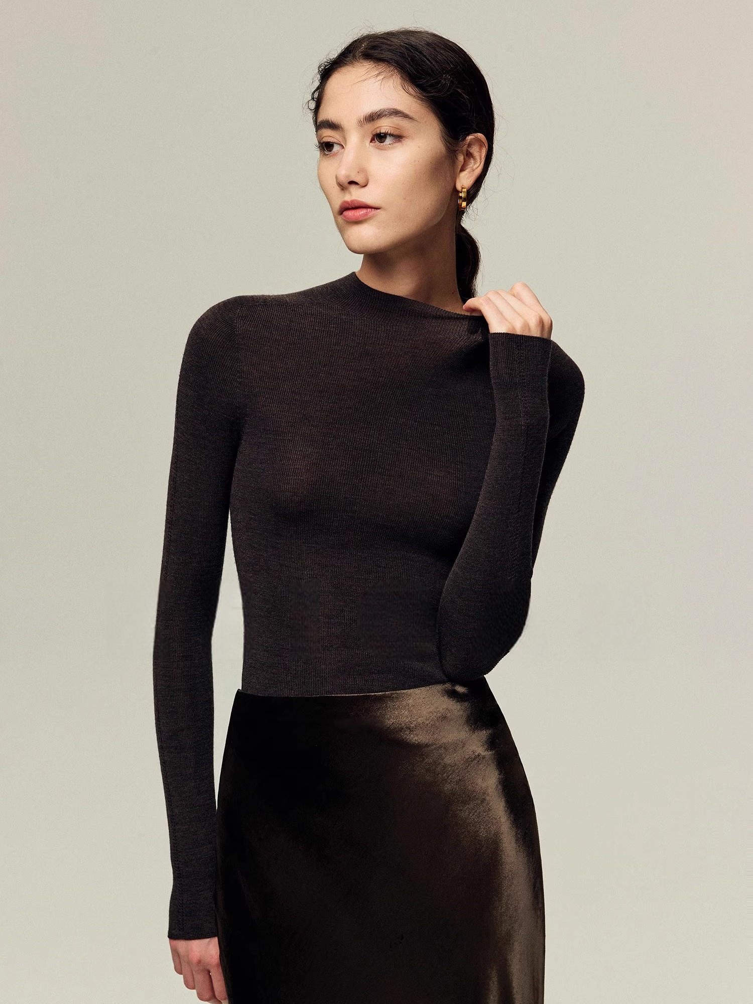 Women’s Italian Washable “Golden Wool”  Seamless Base Layer Top