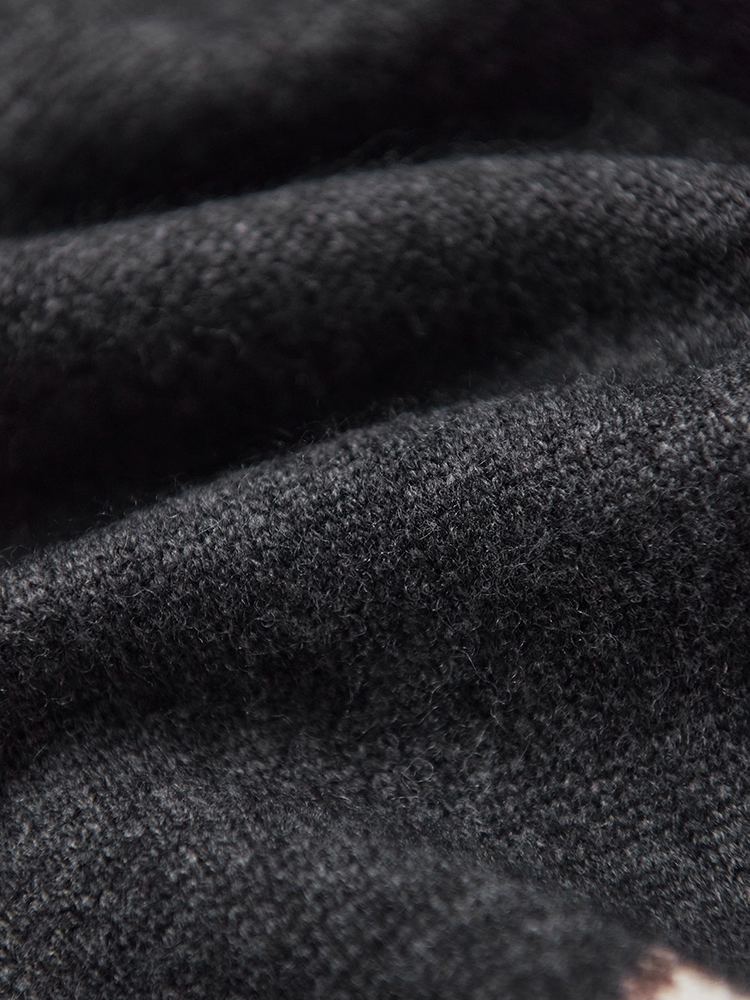 Winter Romance Retro Fair Isle Wool Sweater – Soft, Plush, High-Warm Inverted Trapeze Knitwear