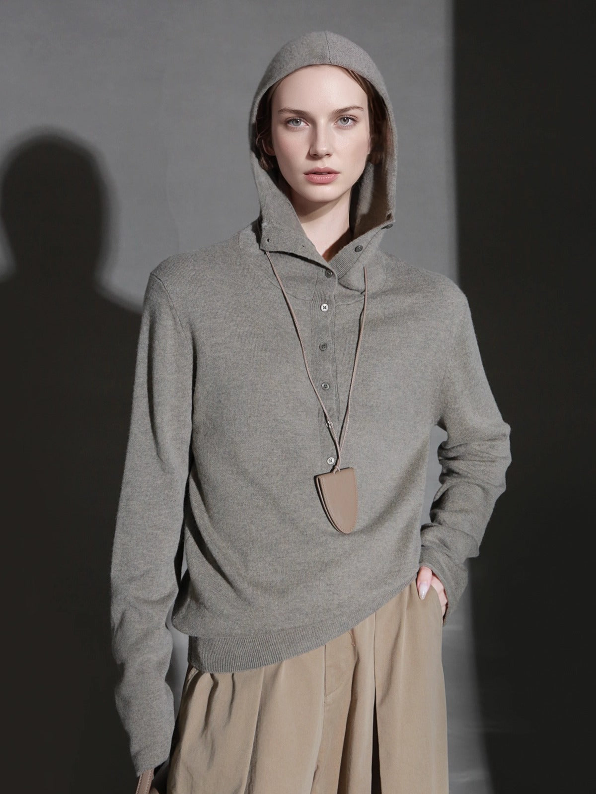 Henry Neck Half-Placket Wool Knit Hoodie – Vintage Relaxed Pullover Sweater for Women, Elegant Commuter Style