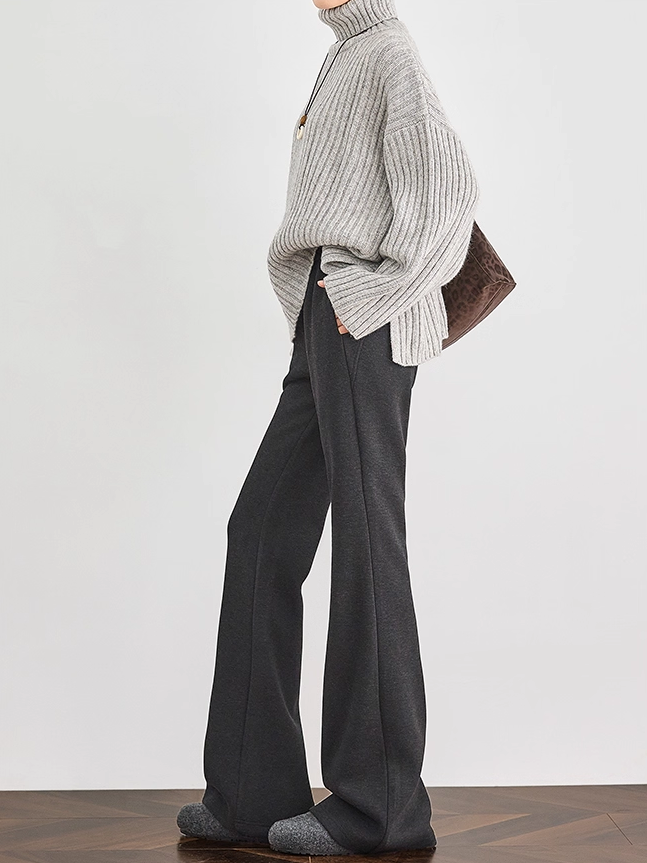 Women's Dark Gray Slim Flared Wool Knit Sweatpants – Soft Cozy Winter Lounge Pants