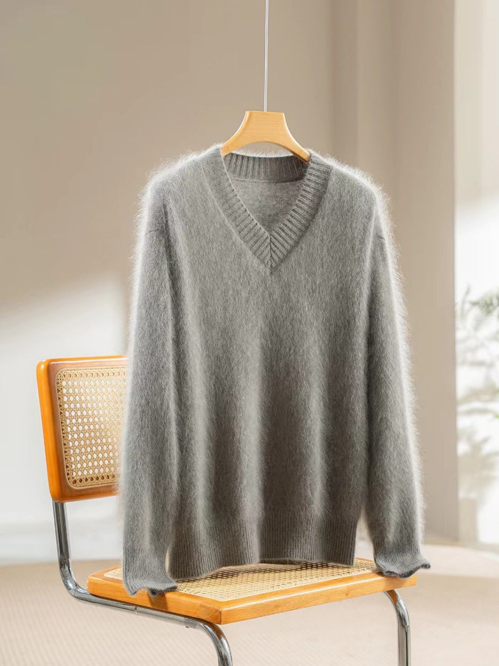 100% Rare Haan Mountain Cashmere Brushed Knit | Cloud-Soft Oversized V-Neck Sweater for Women