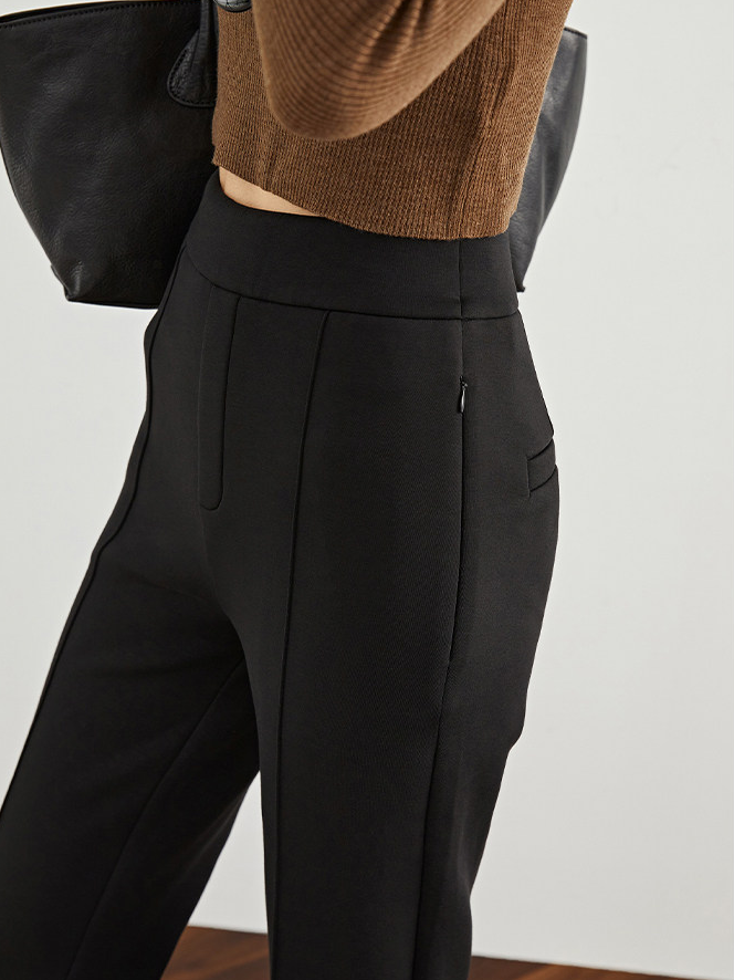 Women's Black Horseshoe Pants – Fleece-Lined Slim Straight Slightly Flared Casual Trousers for Fall/Winter