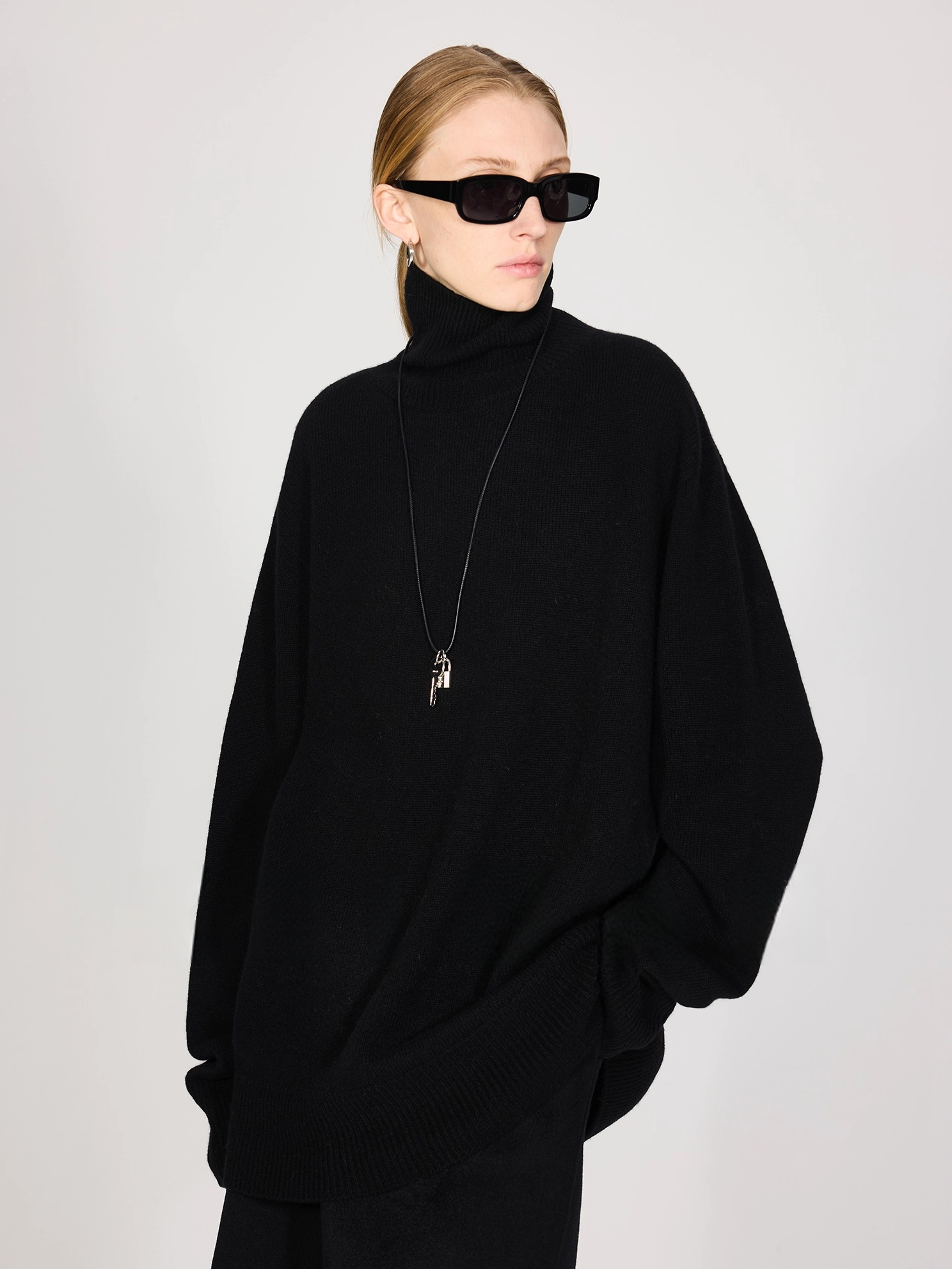 Soft, Lightweight Seamless Wool Turtleneck Mid-Length Sweater | Relaxed ROW-Inspired Oversized Knit