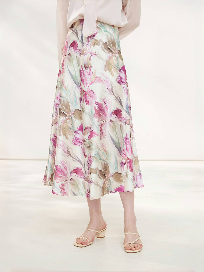 Printed silk A-line skirt outfit inspiration