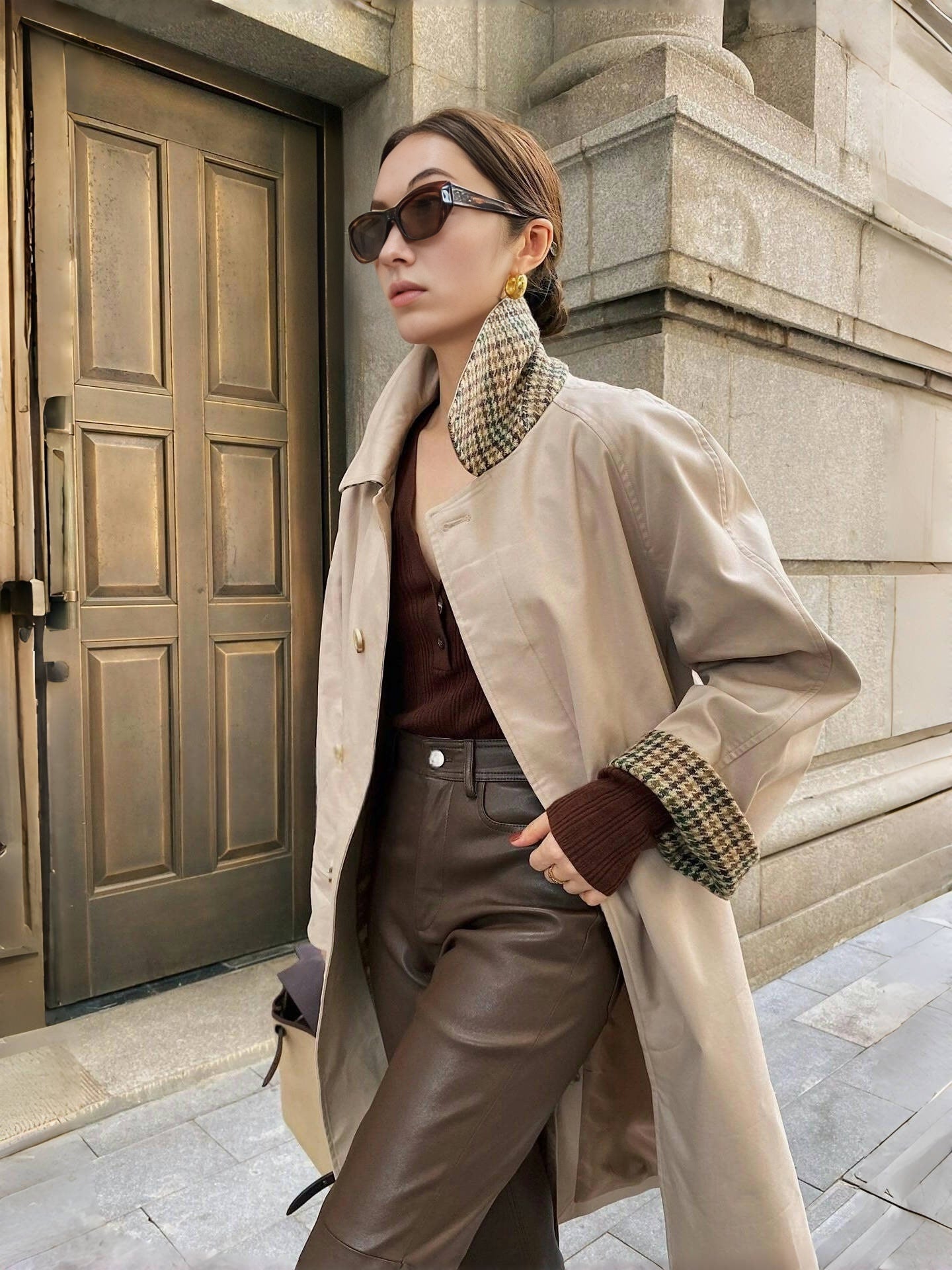 High-Waist Straight Lambskin Leather Pants – Genuine Leather, Versatile Fit