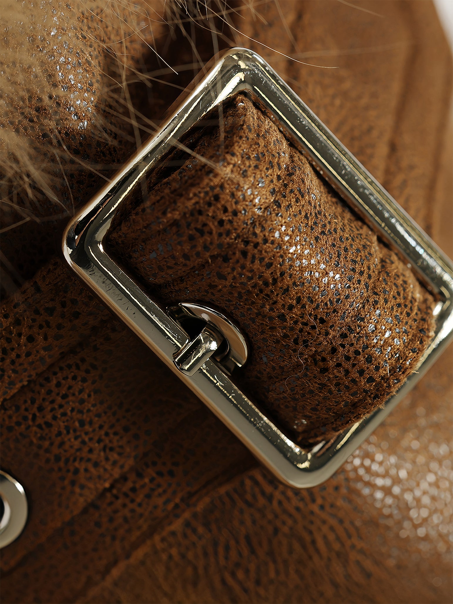 Lightweight Stretch Suede Jacket for Women – 90% White Goose Down with Natural Fox Fur Trim