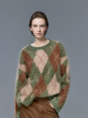 Brushed Cashmere Diamond-Pattern Crewneck Sweater for Women | Soft Long-Sleeve Knit in British-Inspired Style