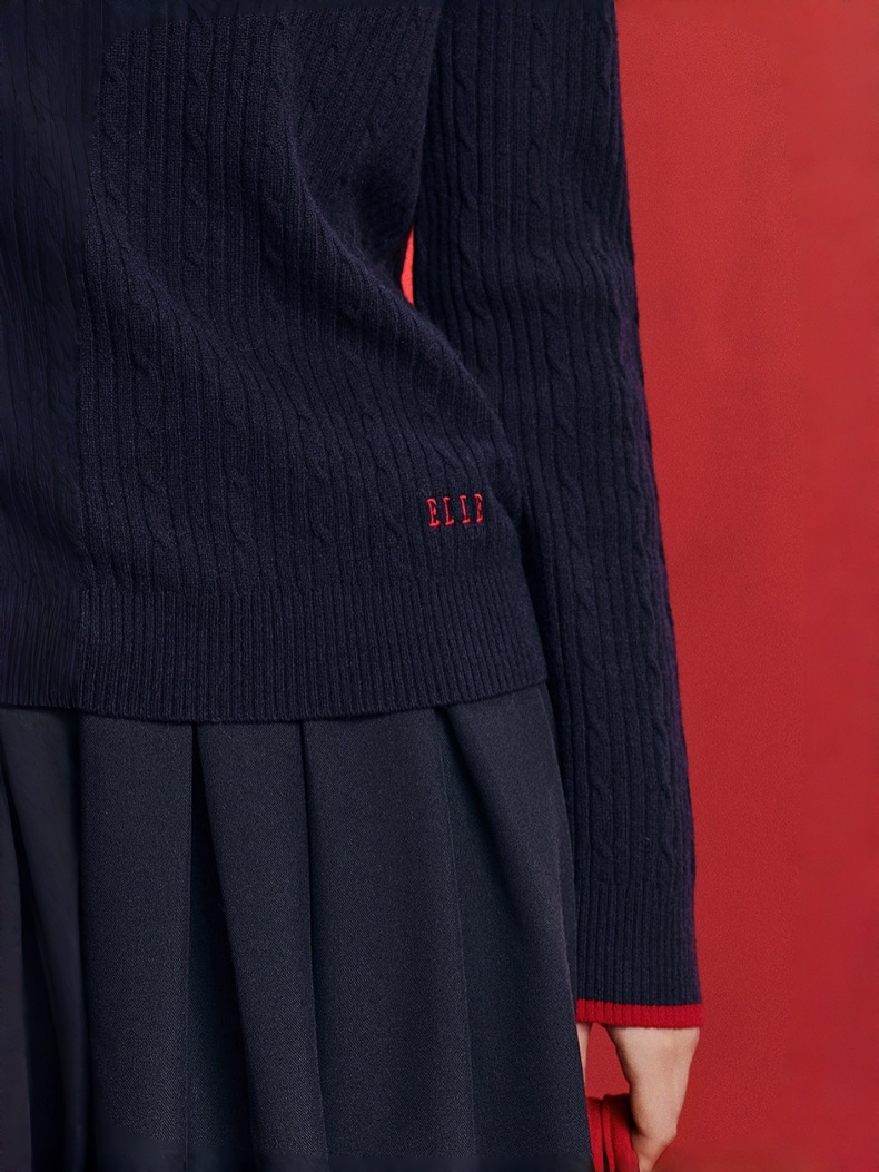 100% Merino Wool French-Style Christmas V-Neck Sweater for Women – New Cozy Relaxed Knit Top