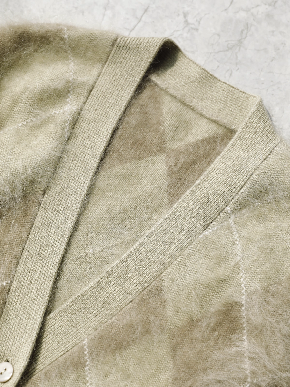 Heavyweight Brushed Knit Vintage Diamond-Pattern Cardigan for Women