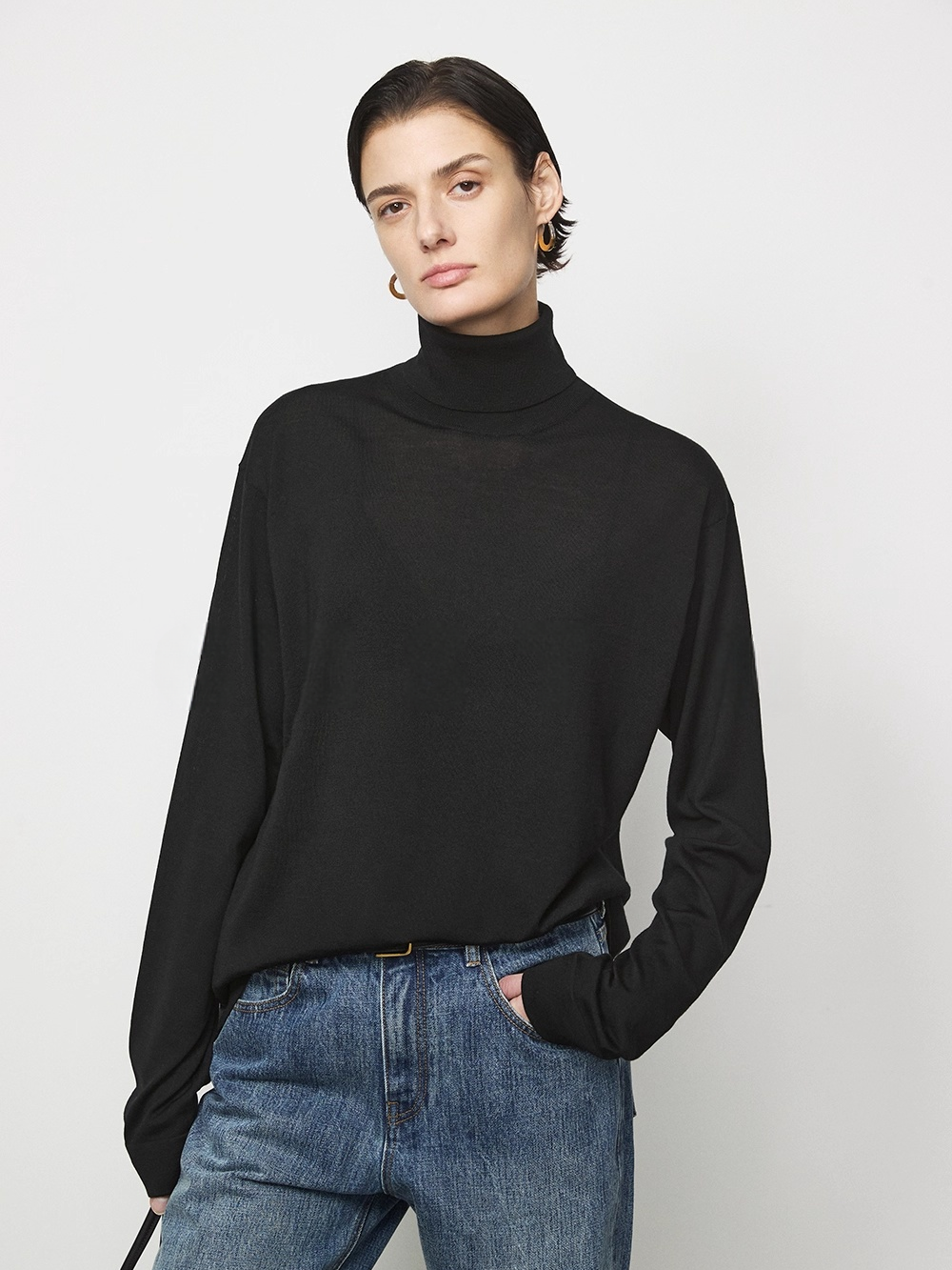 Women’s Heavyweight Pure Wool Turtleneck Sweater | Biella Superfine Merino, Relaxed Quiet-Luxury Fit