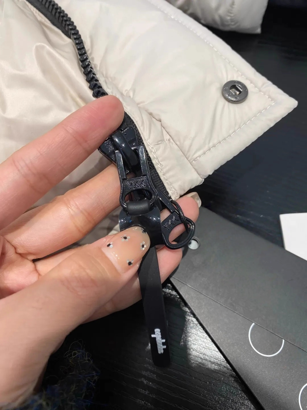 Couple’s 90% White Goose Down Puffer Jacket | 800 Fill Power Hooded Winter Coat with Water-Repellent & Anti-Stain Tech