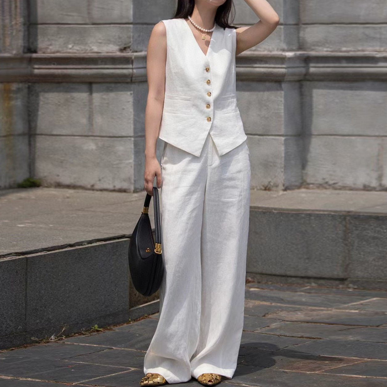 Women’s Summer Linen Two-Piece Set – Minimalist Vest & Wide-Leg Pants, Elegant Commuter Style