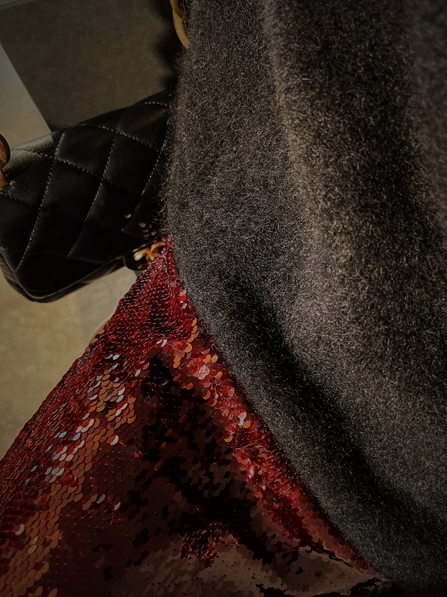 Christmas Party High-Waisted Sequin Pencil Skirt – Slim-Fit Midi Skirt with Side Slit