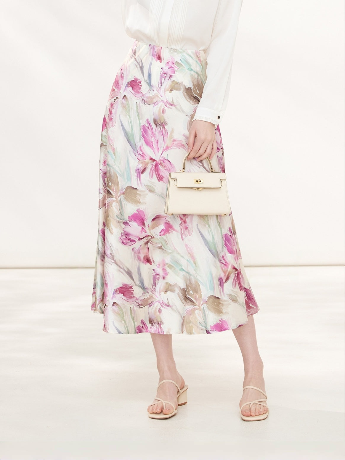 French-Inspired Mulberry Silk A-Line Skirt – Mid-Length Printed Knee-Length Design