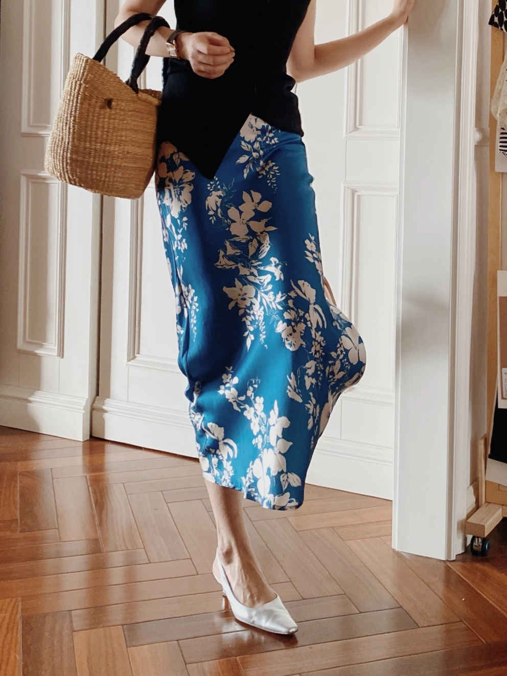 Mulberry Silk Bias-Cut Skirt – Navy Blue Daylily Print in Washed Satin