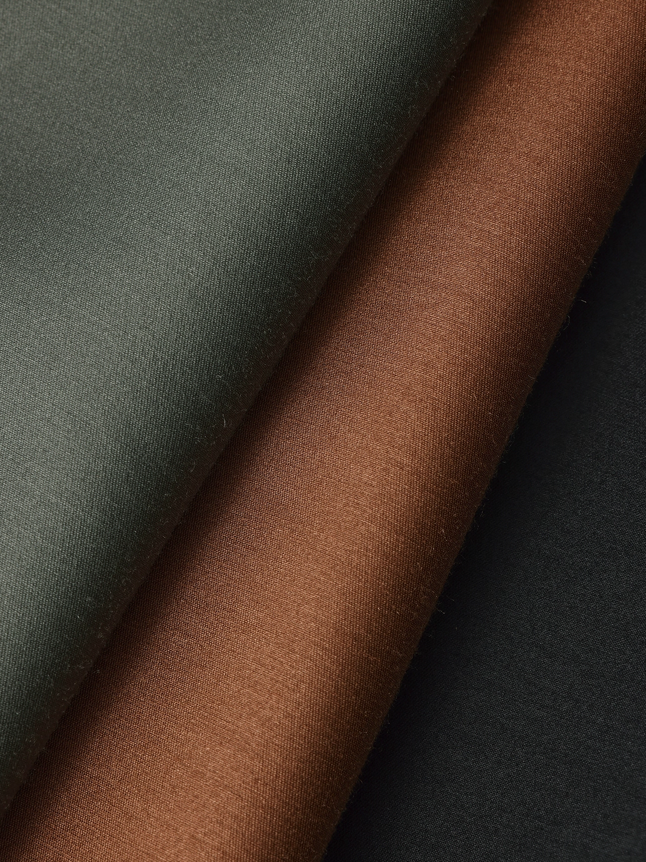 45mm Heavyweight Silk-Wool Luxe Skirt | Minimalist Straight Midi Skirt with Elastic Waist & Button Placket