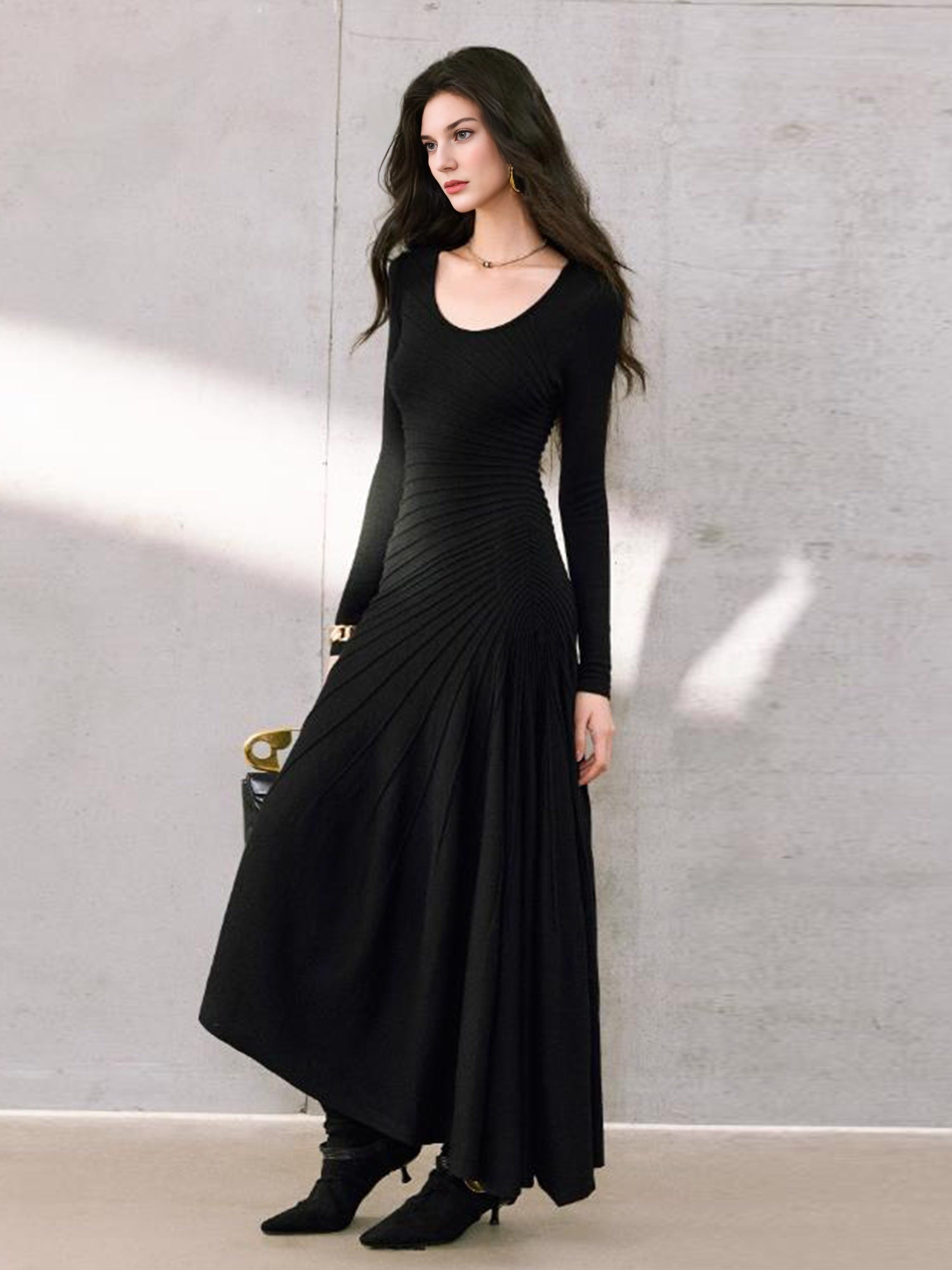 Soft Wool Textured Asymmetric Dress – Skin-Friendly Wool, Radiating Weave, Slim One-Shoulder Fit & Flared Mermaid Hem