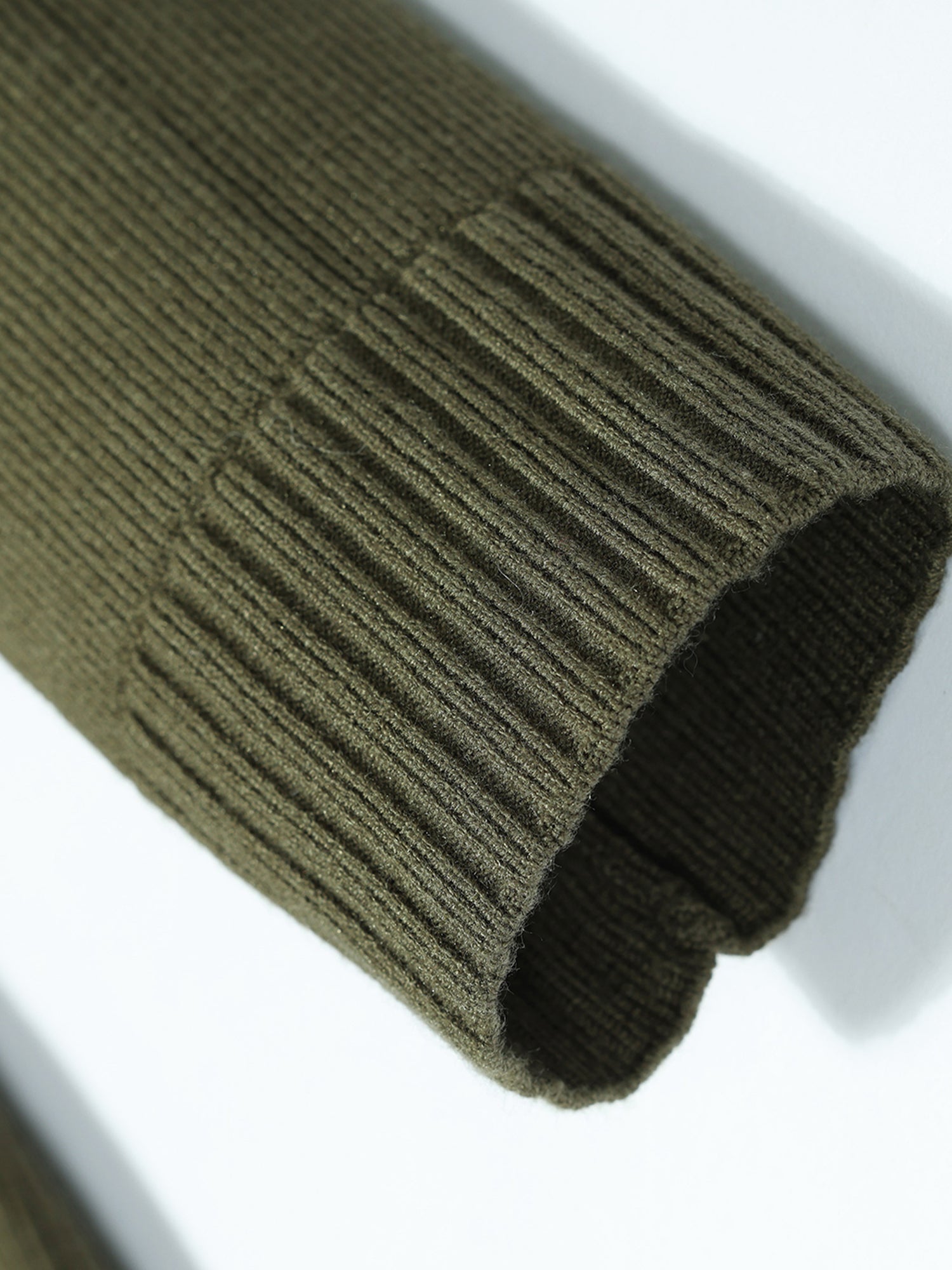 High-Gauge Modal Stretch Knit Fishtail Dress — Folded V-Neck, Gold Buttons & Curved Silhouette Design