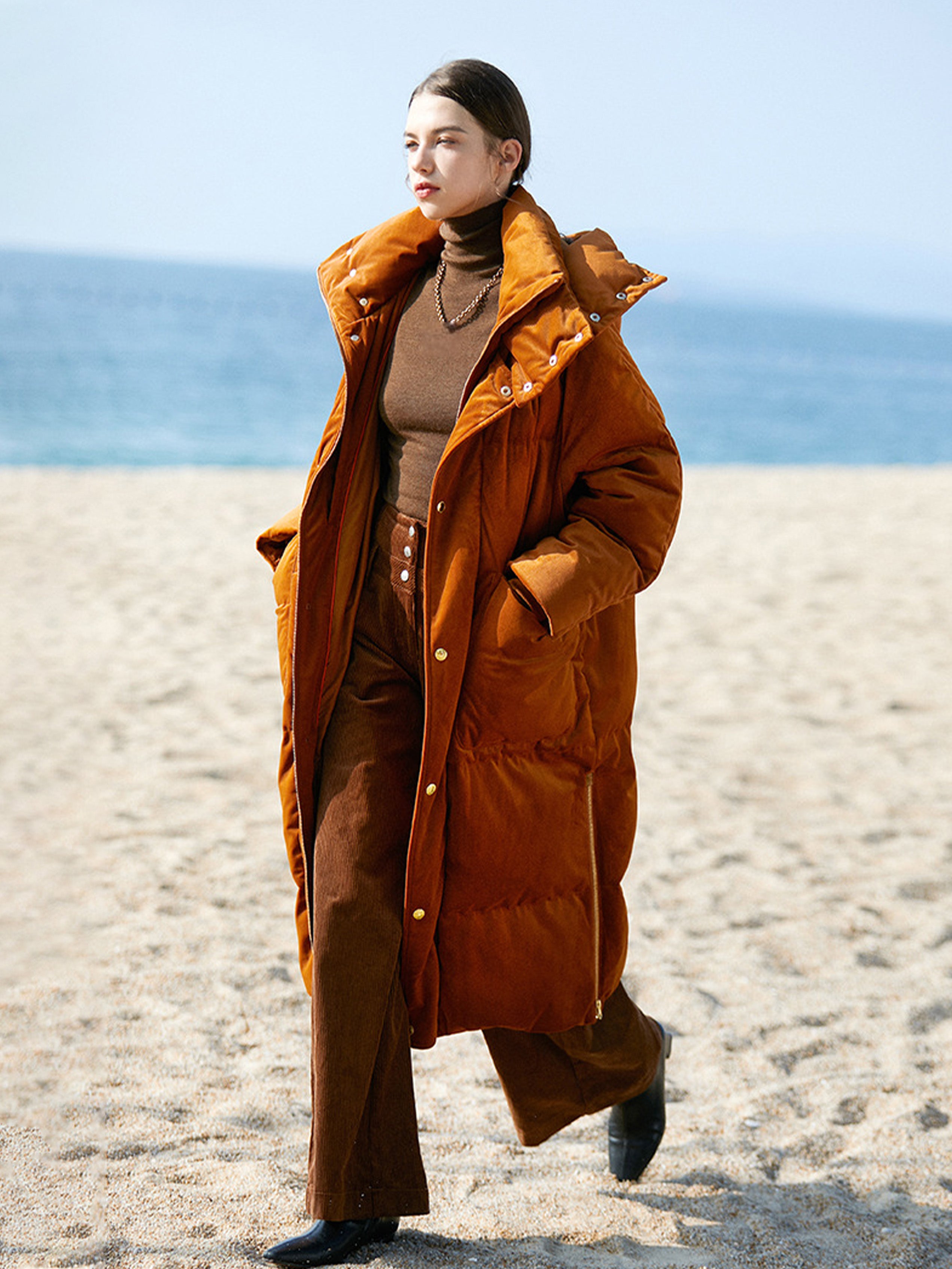 Low-Key Luxe Italian-Design Velvet Down Coat for Women | Long Thickened 90% Down Jacket