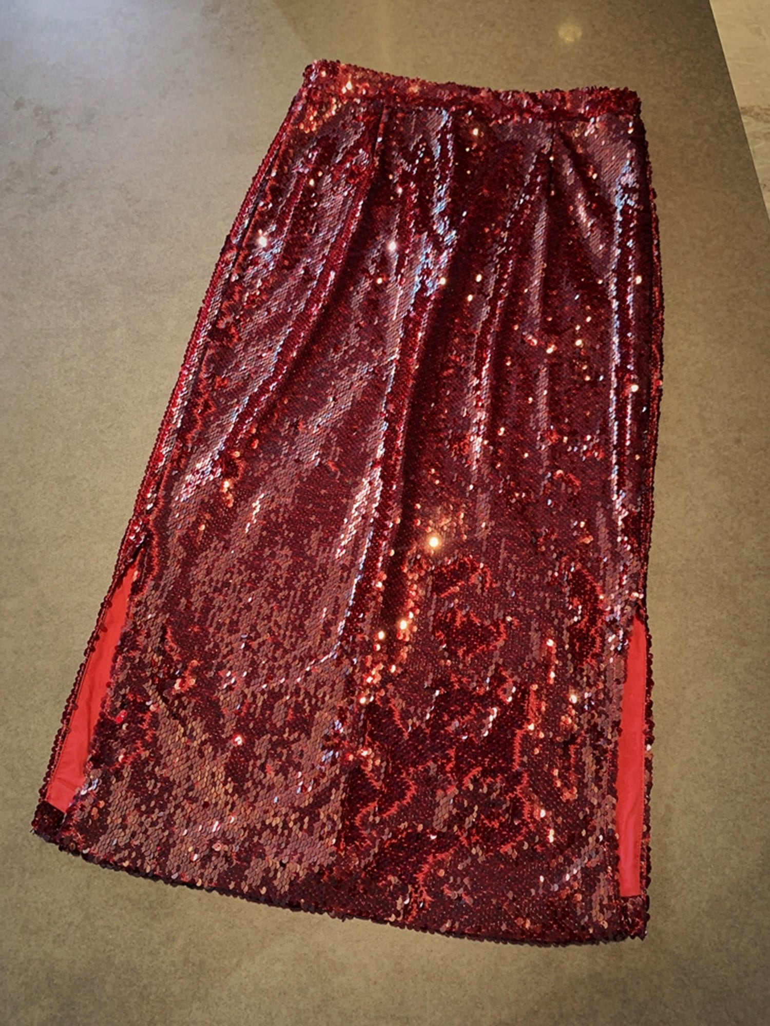 Christmas Party High-Waisted Sequin Pencil Skirt – Slim-Fit Midi Skirt with Side Slit