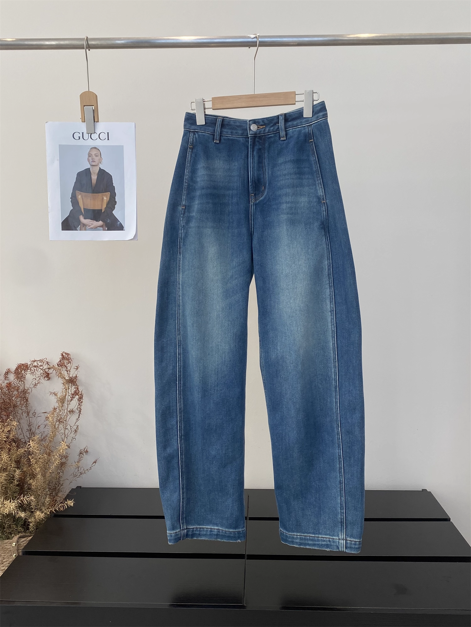 Women’s 100% Cotton Slim Fit Denim Jeans | Vintage Blue Sculpted Panel Scythe-Cut Design Pants