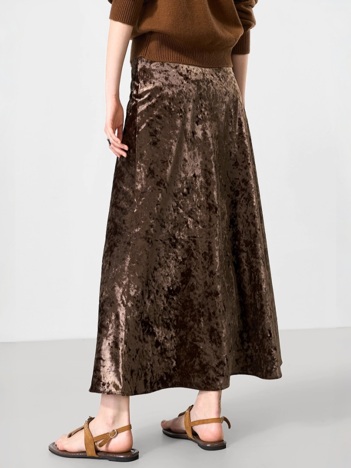 French Vintage Velvet Midi Skirt for Women — Autumn New Fishtail Silhouette Skirt