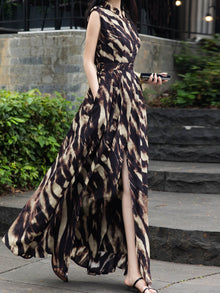 Sleeveless Stand-Collar Belted Pleated Maxi Dress – Made to Measure