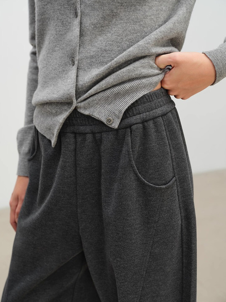 Warm Acetate-Wool Knit Athflow Relaxed Banana Pants for Women – Elastic Waist Twisted-Seam Winter Trousers