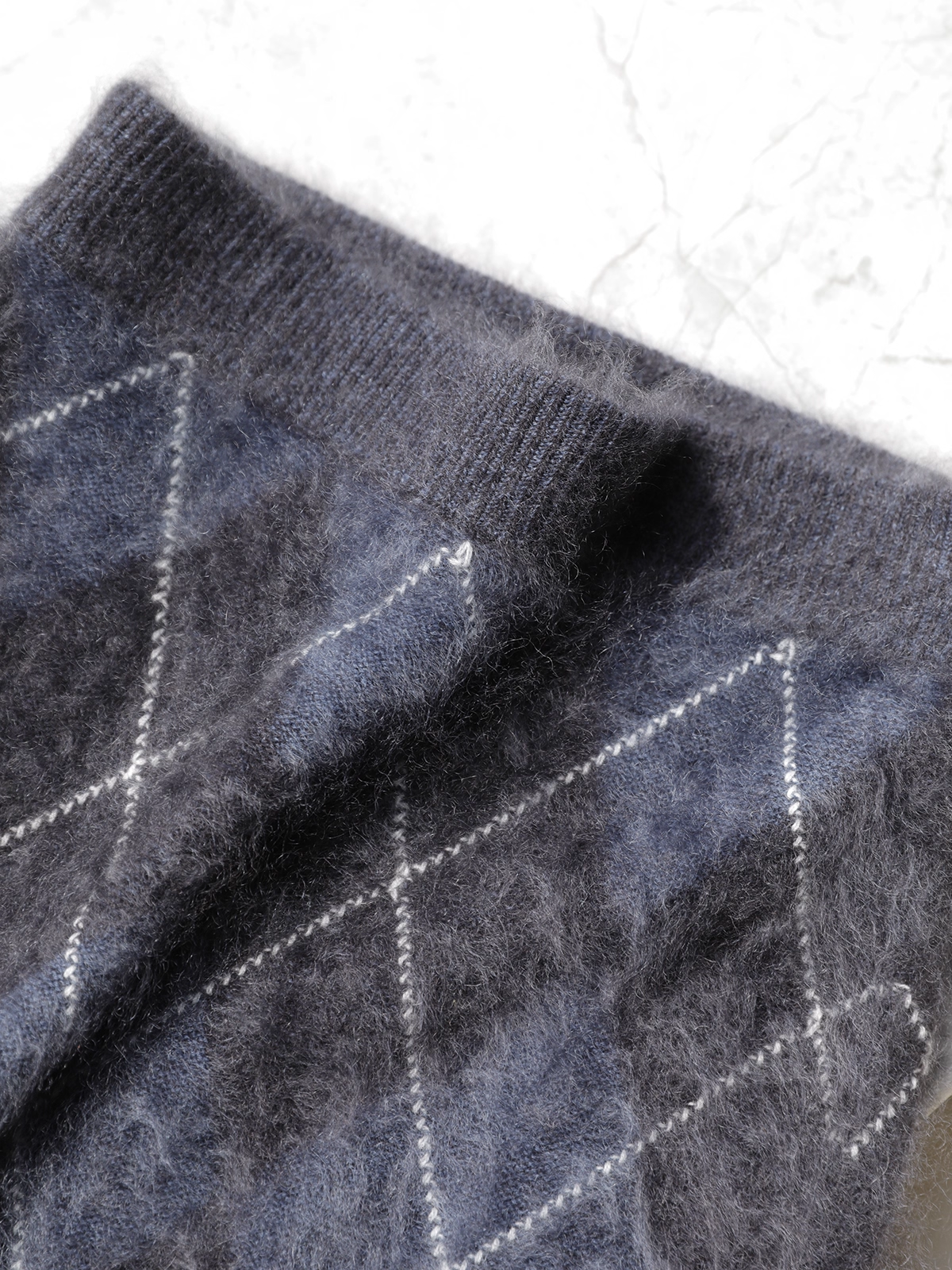 Heavyweight Brushed Knit Vintage Diamond-Pattern Midi Skirt for Women