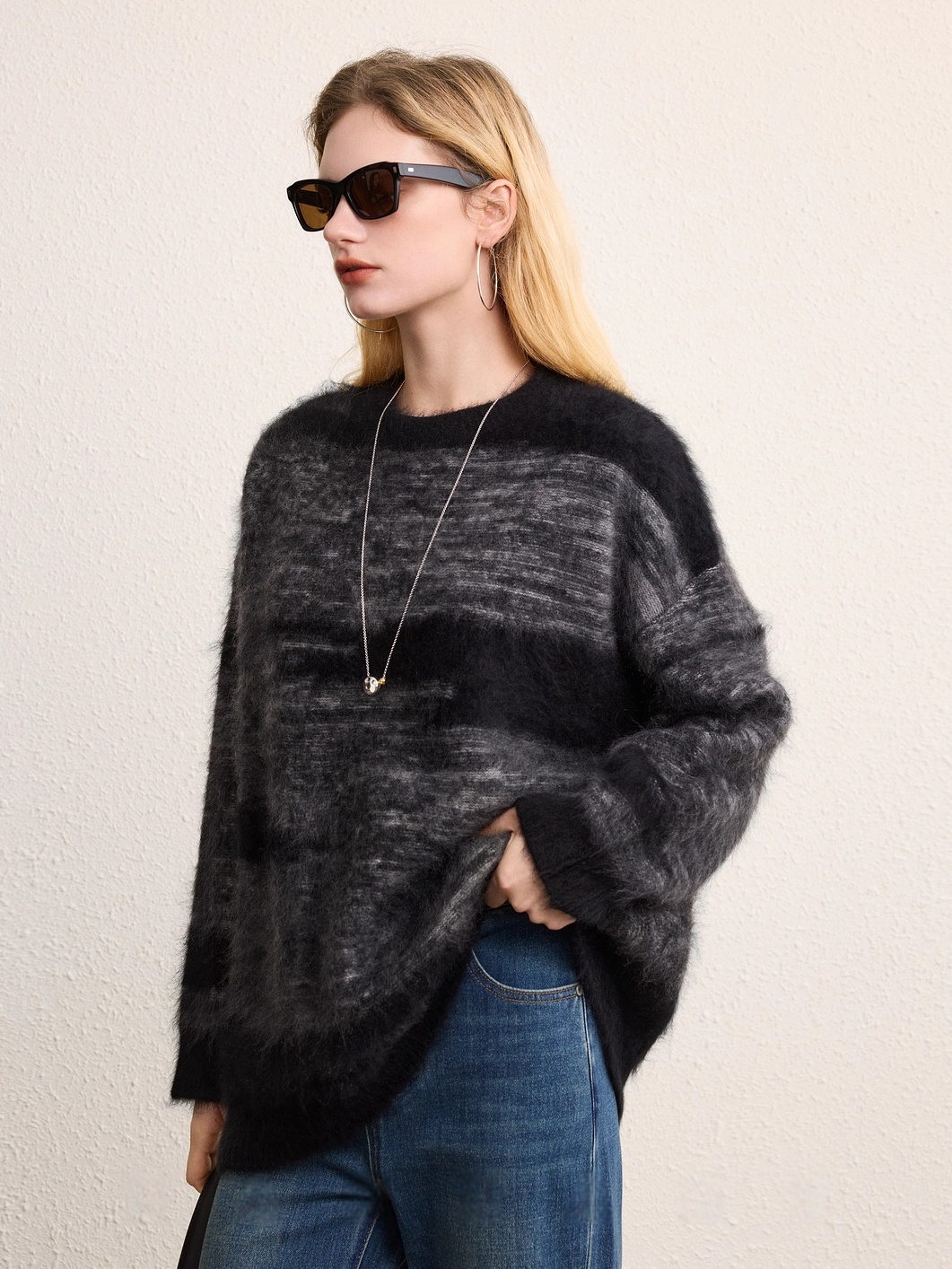 Gradient Two-Tone Brushed Knit Sweater for Women | Wool-Cashmere Blend Textured Jacquard Pullover