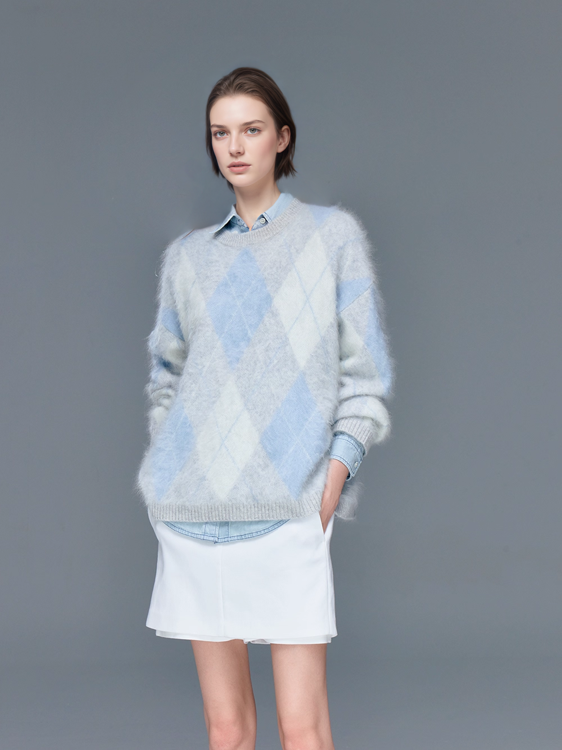 Brushed Cashmere Diamond-Pattern Crewneck Sweater for Women | Soft Long-Sleeve Knit in British-Inspired Style