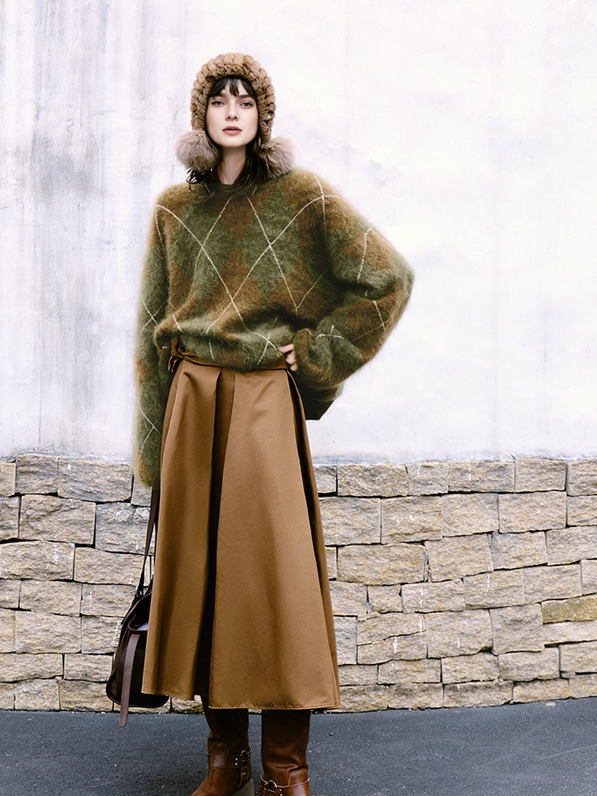 Cozy Heavyweight Brushed 100% Cashmere Diamond-Pattern Sweater for Women — Festive Christmas Knit