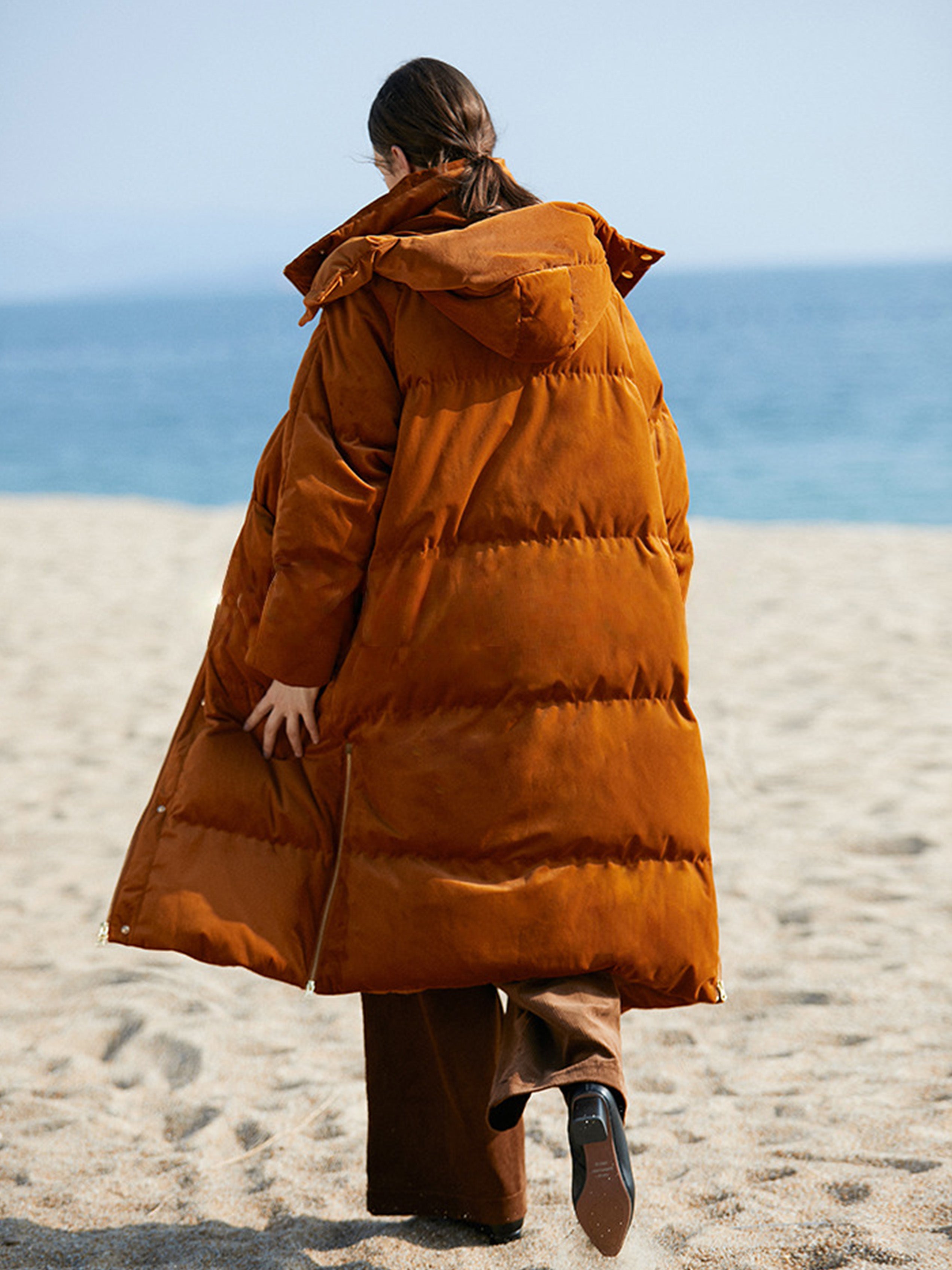 Low-Key Luxe Italian-Design Velvet Down Coat for Women | Long Thickened 90% Down Jacket