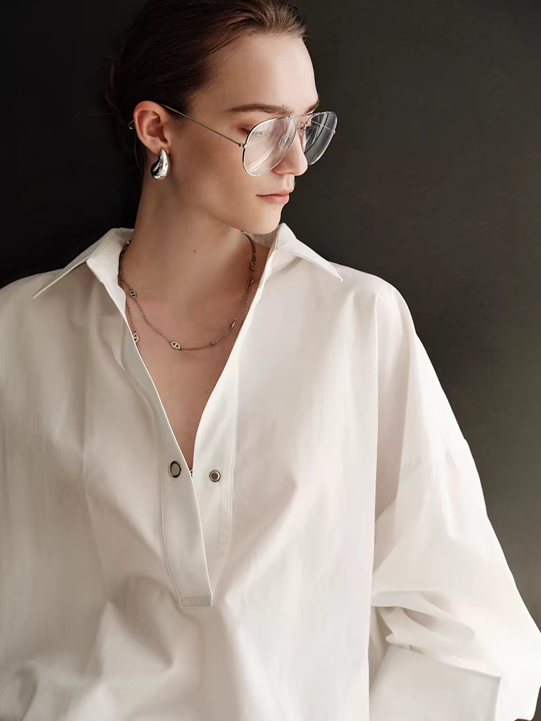 Women's Old-Money Style Solid Color Collared One-Button Pullover Shirt – Relaxed Fit Classic Blouse