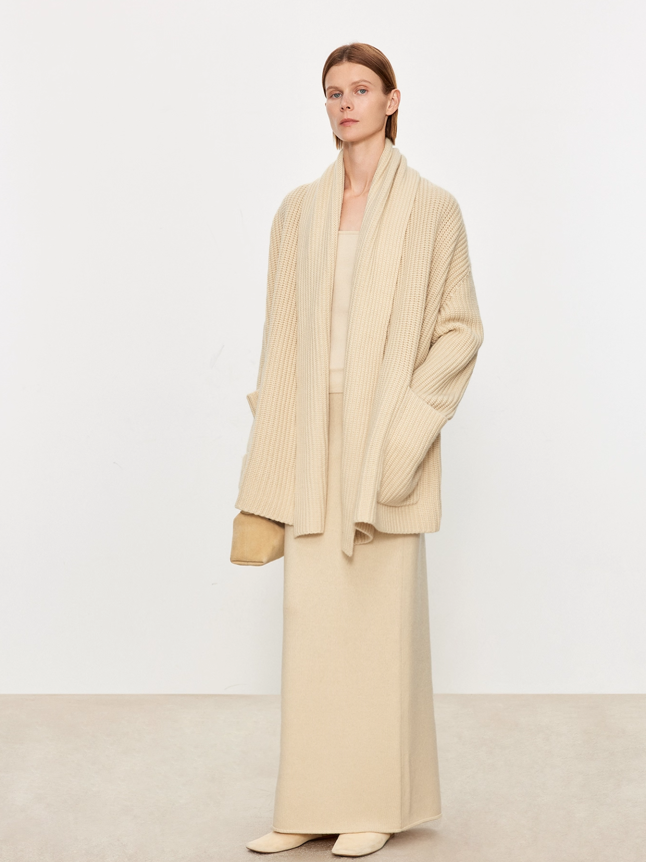 Soft Thick Cashmere Wool Cardigan for Women — Nordic Retro Chunky Knit with Scarf Collar