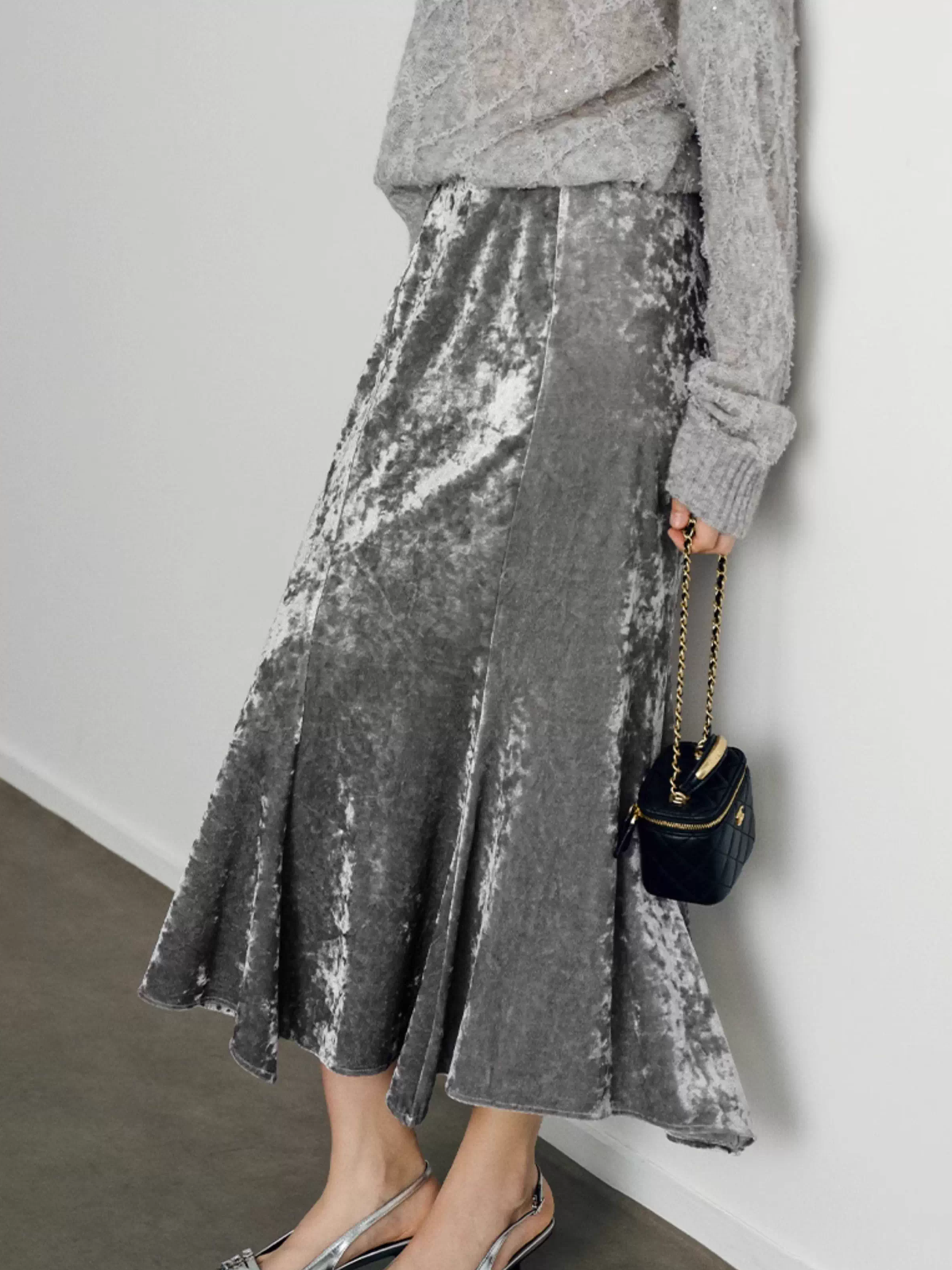 Elegant Diamond-Velvet Mermaid Skirt for Women – New Winter High-Waist Midi Velvet Skirt