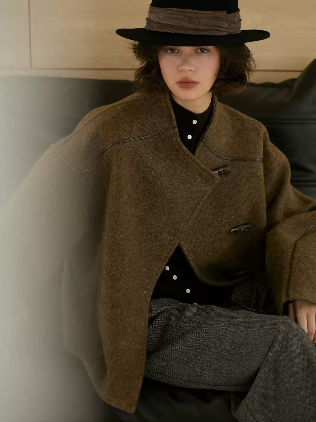 Vintage Wool 100% Duffel Coat for Women – Short Oversized Winter Jacket with Horn Buttons