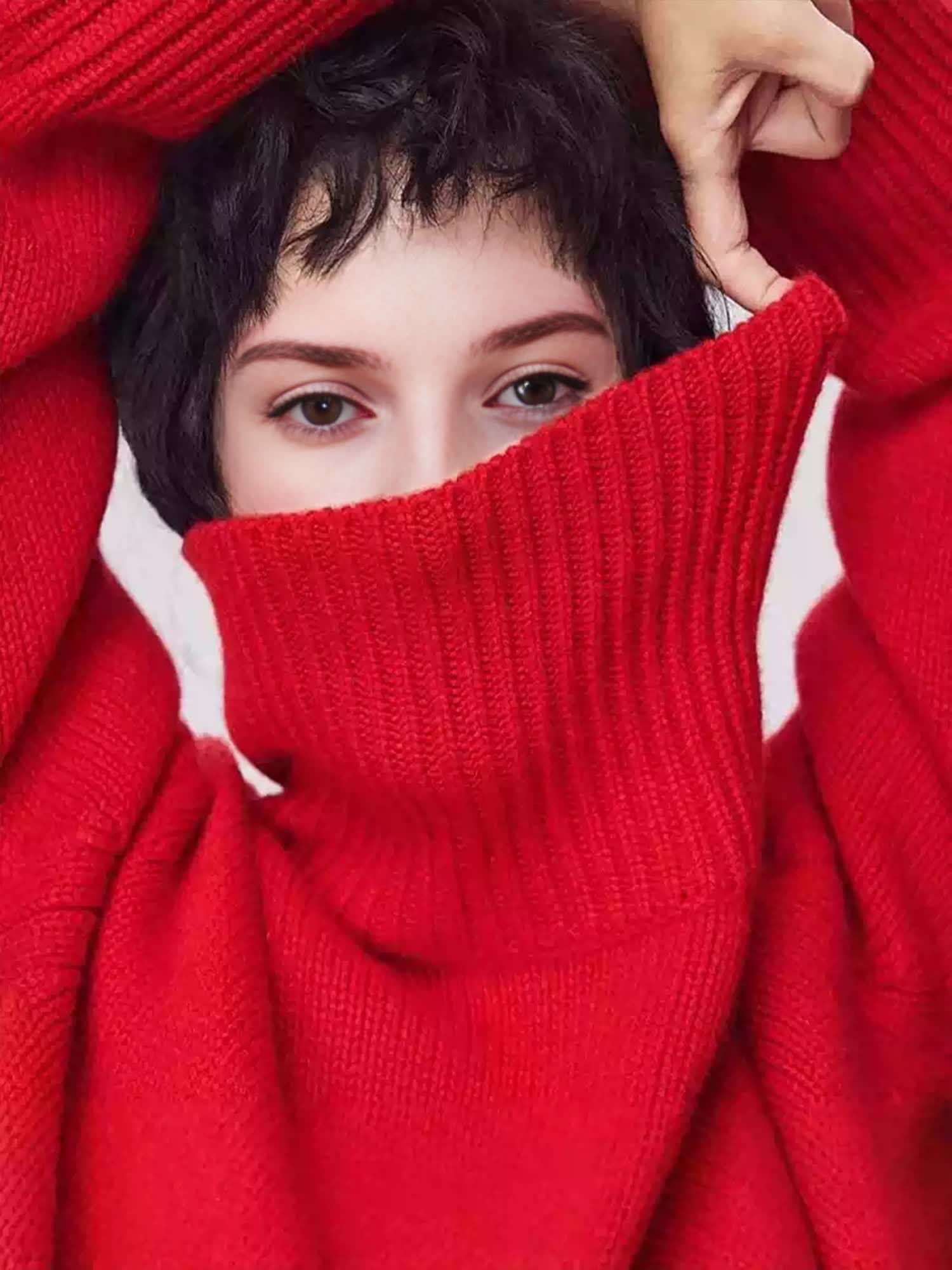 Soft 100% Cashmere Turtleneck Sweater – Vintage Rib-Knit, Thick & Warm in Festive Red-Green Palette