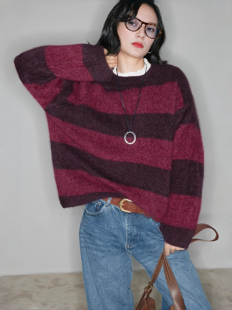 Nordic Christmas Night | Heavyweight Luxurious Brushed Cashmere Color-Block Striped Relaxed Soft Crewneck Sweater – Premium Winter Knitwear