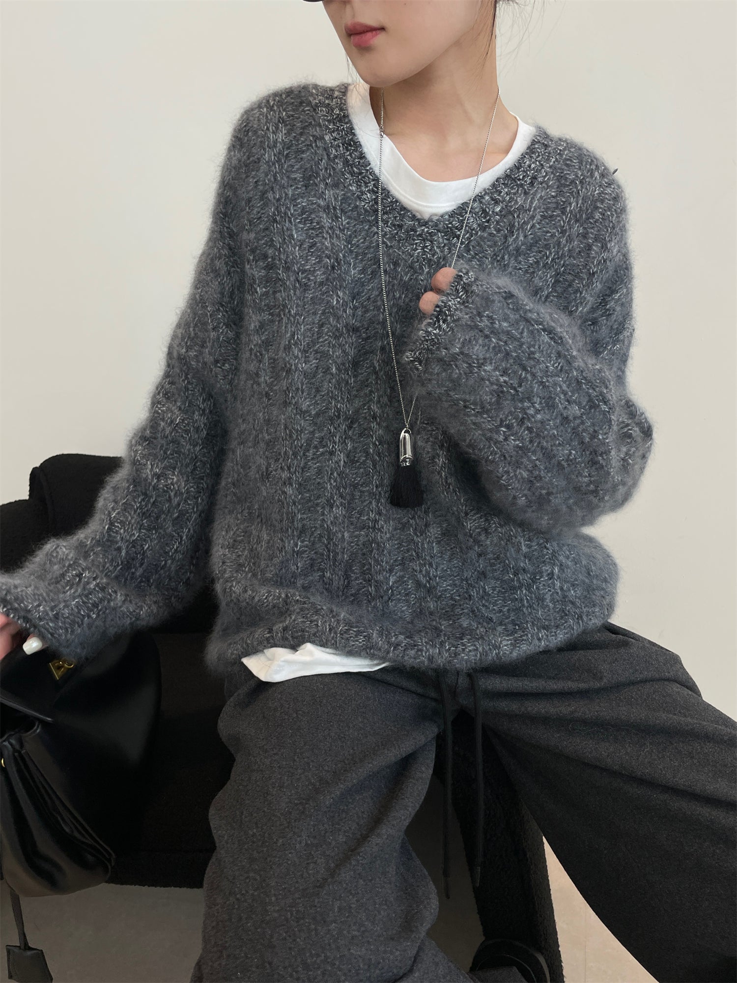 Women’s Wool Cashmere V-Neck Ribbed Knit Sweater | Soft Brushed Pullover with Relaxed Fit