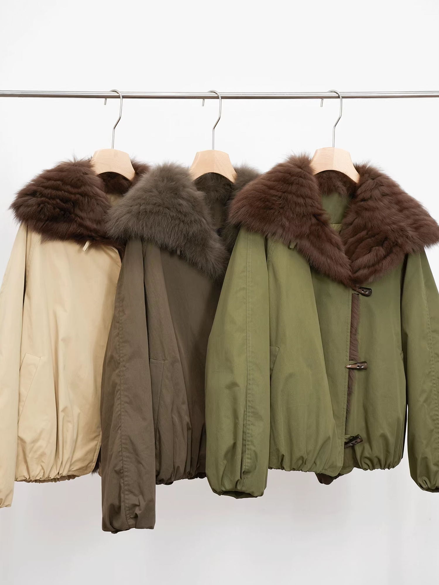 Women’s Short Down Parka Jacket with Fox Fur Hood | 90% White Goose Down Winter Coat