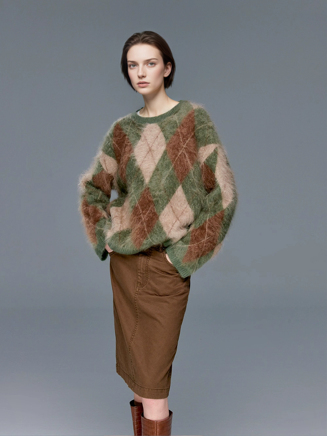 Brushed Cashmere Diamond-Pattern Crewneck Sweater for Women | Soft Long-Sleeve Knit in British-Inspired Style