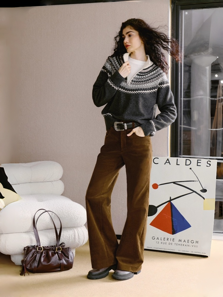 Winter Romance Retro Fair Isle Wool Sweater – Soft, Plush, High-Warm Inverted Trapeze Knitwear