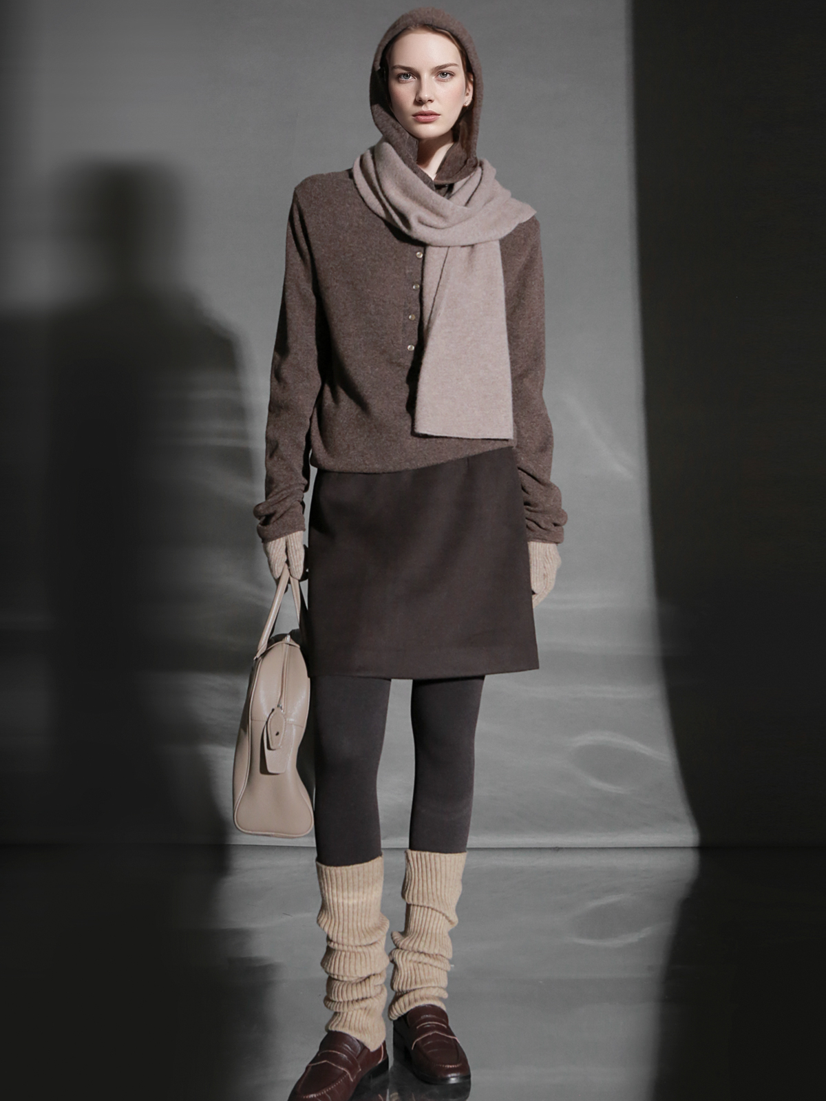 Silk-Cashmere A-Line Wool Mini Skirt for Women – High-Waist Slimming Winter Skirt, Versatile Style