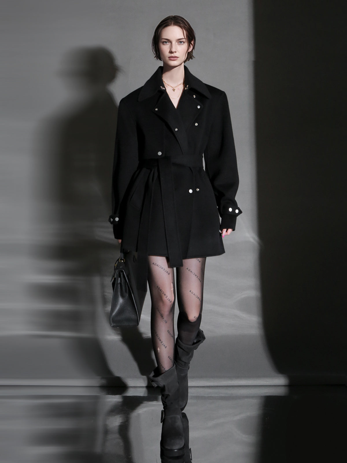 French Minimalist Chic Wool Coat for Women – Double-Faced Cashmere Overcoat with Lapel and Metal Buttons, Fall Winter Elegant Outerwear