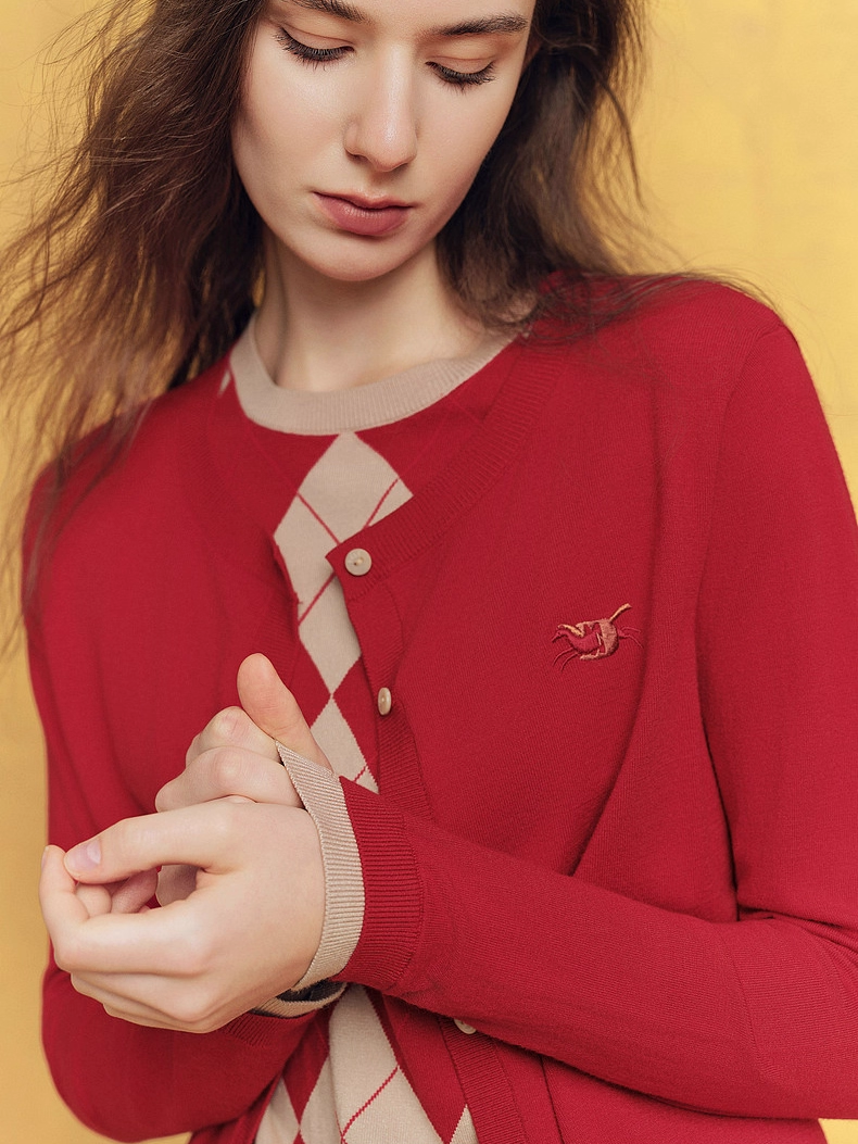 Christmas Layered-Look Knit Cardigan for Women – New Relaxed & Cozy Holiday Sweater